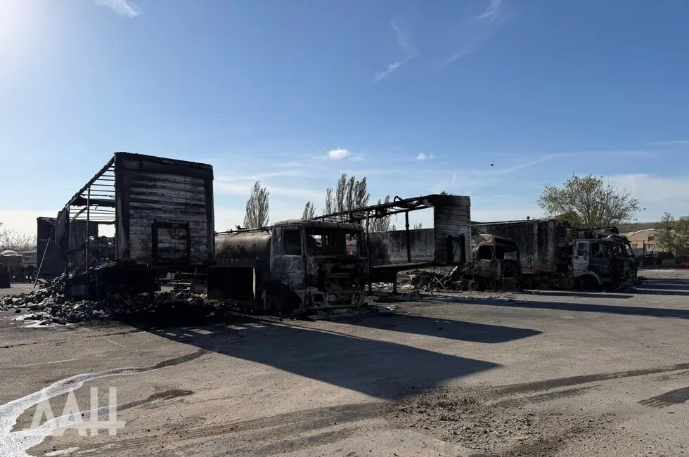 Дроны уничтожили десятки грузовиков в Ленинском районе Донецка
